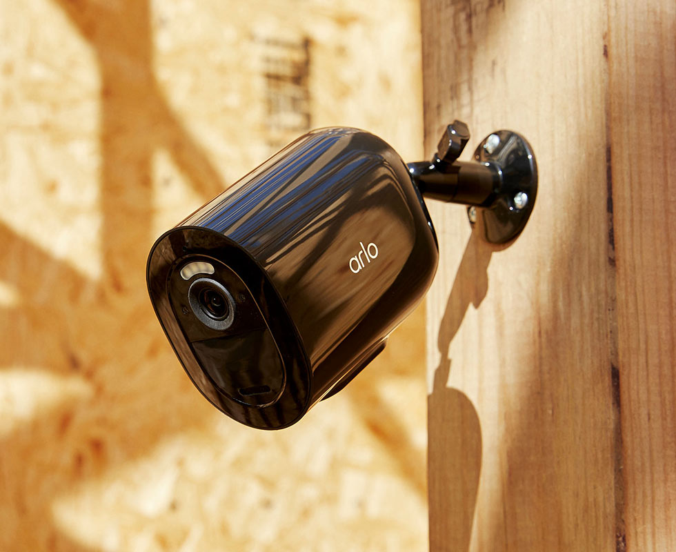 Arlo Go 2 Wireless No Wifi Security Camera being used at a construction jobsite