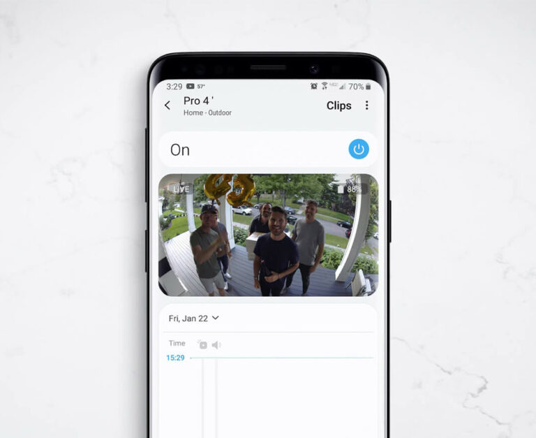 What is the SmartThings app, and does Arlo work with Samsung