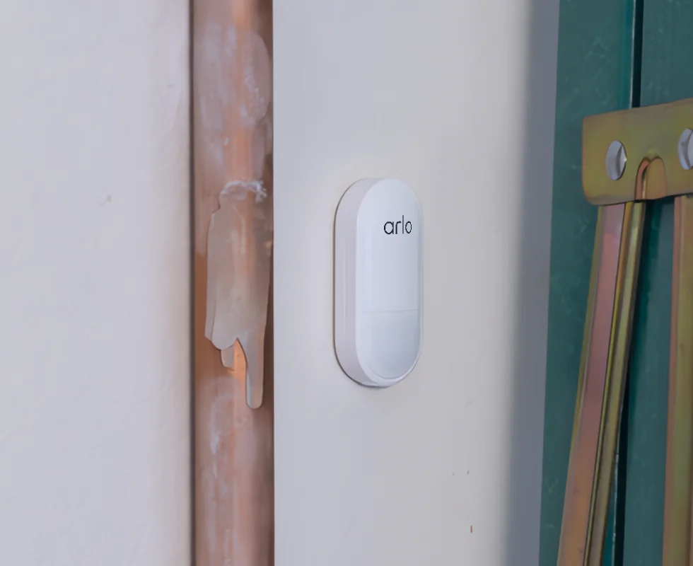 Arlo All-In-One sensor next to a frozen pipe